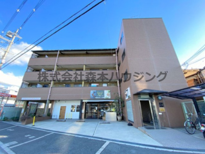 【外観】 | 　エスポワール交野 | 外はこのようになっています
