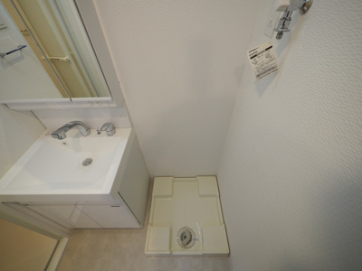 【設備】 | S-RESIDENCE大阪同心 | 洗濯機置き場です