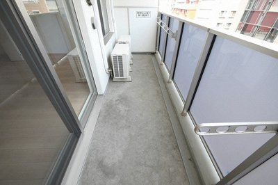 【バルコニー】 | アーバネックス同心 | お洗濯にも便利なバルコニー付き