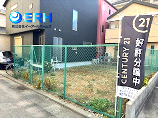 【前面道路含む現地写真】 | 浜中町１丁目売土地 | 前道も広くゆったりした戸建の設計が可能です。