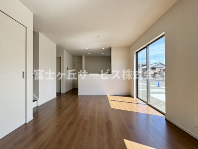 【キッチン】 | 島田市向谷元町 7期 新築一戸建て 3号棟 | キッチン正面です