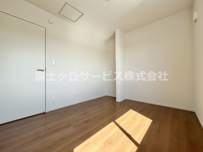 【子供部屋】 | 島田市向谷元町 7期 新築一戸建て 3号棟 | 子供部屋としても使える洋室です