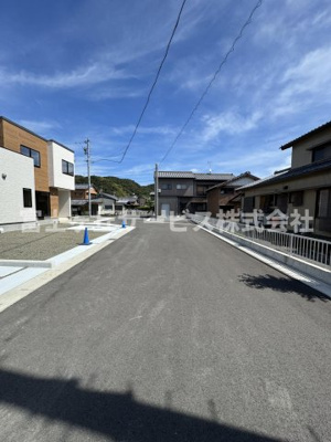 【前面道路含む現地写真】 | 島田市向谷元町 7期 新築一戸建て 3号棟 | 前面道路含む現地写真です