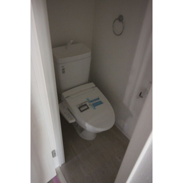 THE RESIDENCE SHIGAHONDORI　名古屋市賃貸　仲介手数料無料のトイレ|トイレ