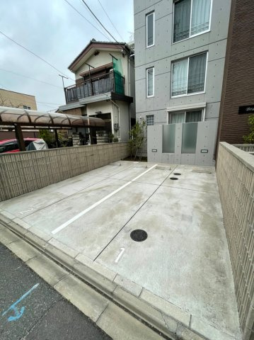 Branche浄心　名古屋市賃貸　仲介手数料無料の駐車場