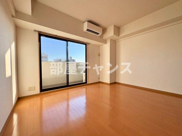 PRESTAGE名駅の居間・リビング