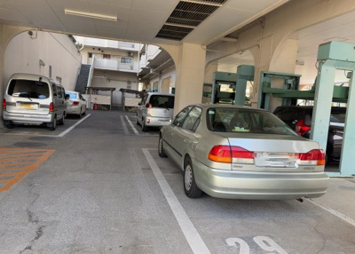 【駐輪場】 | ライフコア東林間 | マンションの駐輪場は、事前に空きがあるか確認を取ると安心です。せっかく入居したのに駐輪スペースがない！なんてことになったら大変ですよね。そこで、内見時や購入前にはまず事前に確認しておくと良いでしょう。