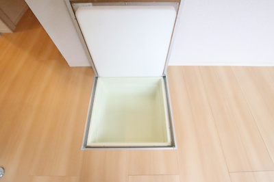 床下収納あり