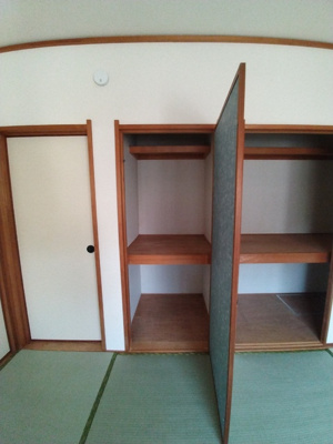 和室②収納スペース♪