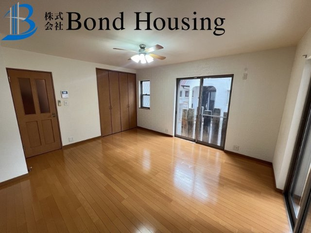 小学校徒歩10分圏内 北舞子4丁目 中古戸建の居間・リビング