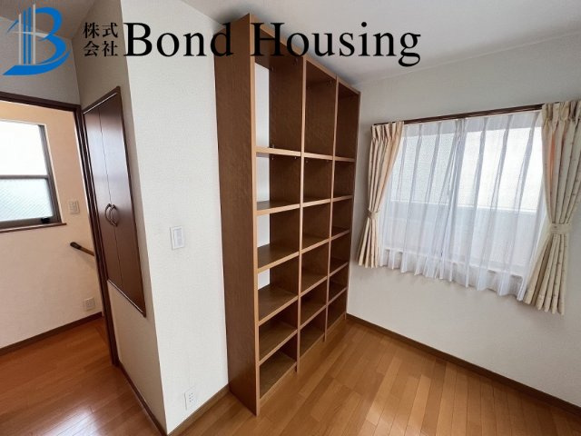 小学校徒歩10分圏内 北舞子4丁目 中古戸建の玄関