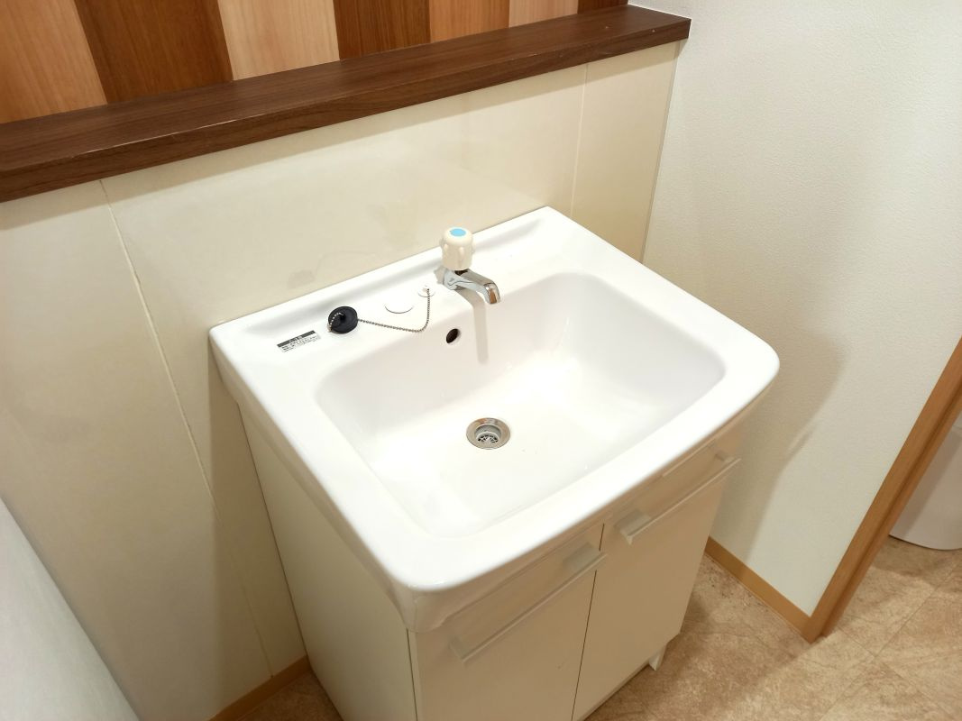 NCKビルの独立洗面台|洗面台