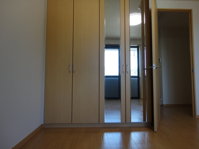 エクセルシア栗屋の収納|クローゼット