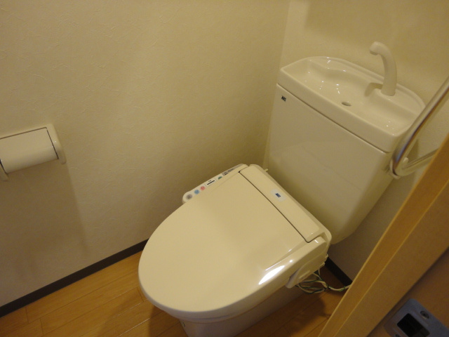 エクセルシア栗屋のトイレ|シャワー付トイレ