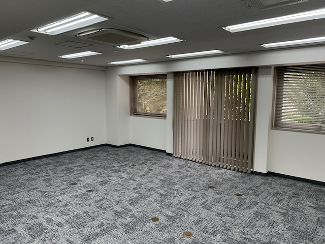 三番町ビルの内装