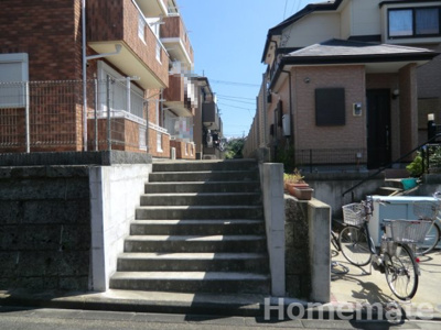 【エントランス】 | マリーク五番館