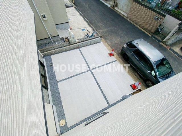 橋賀台１期　新築戸建て　２号棟の駐車場