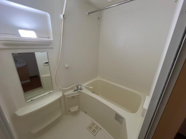 グランデルの浴室|バス