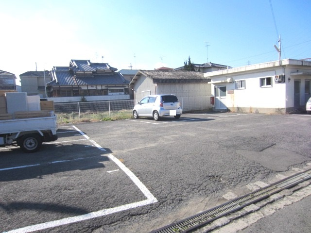 【駐車場】 | 泉ハイツ