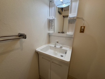 【独立洗面台】 | ホワイトキャッスル第二下到津A棟