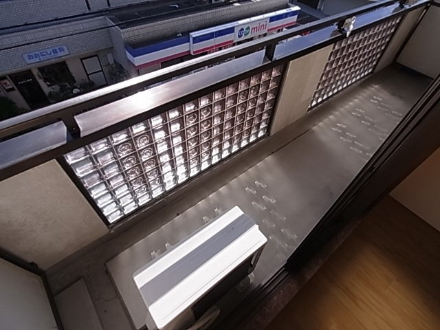 神戸市長田区浜添通２丁目の賃貸マンションのバルコニー