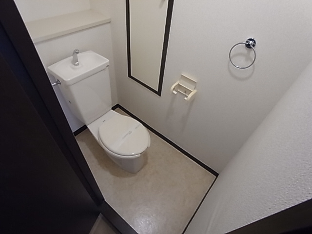 神戸市長田区浜添通２丁目の賃貸マンションのトイレ|トイレ