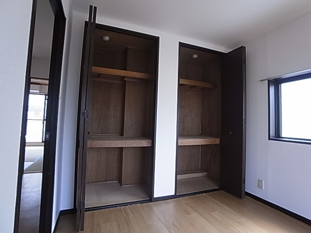 神戸市長田区浜添通２丁目の賃貸マンションの収納|クローゼット