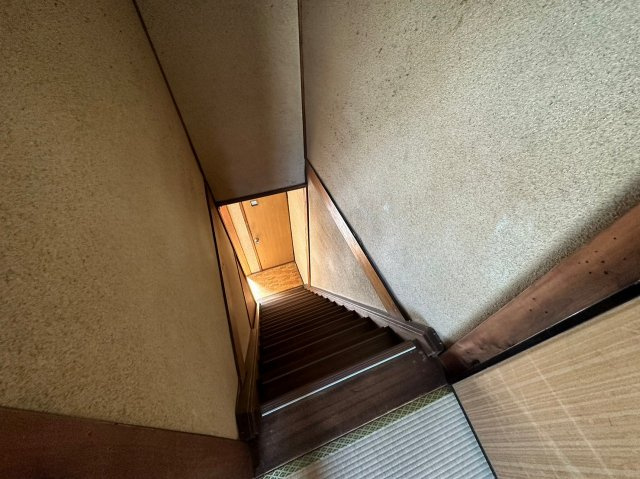 一戸建　山科区大塚南溝町のその他|階段