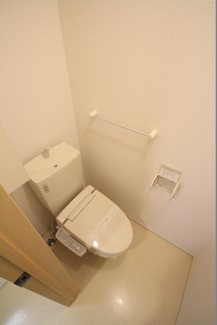 ランドロワ　クロレのトイレ|※左右反転タイプ