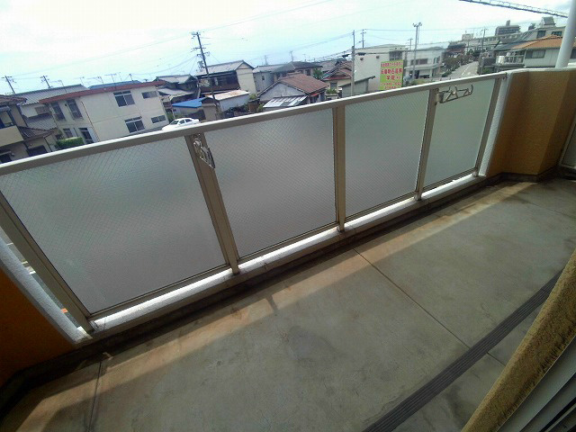 ブリスフタミのバルコニー