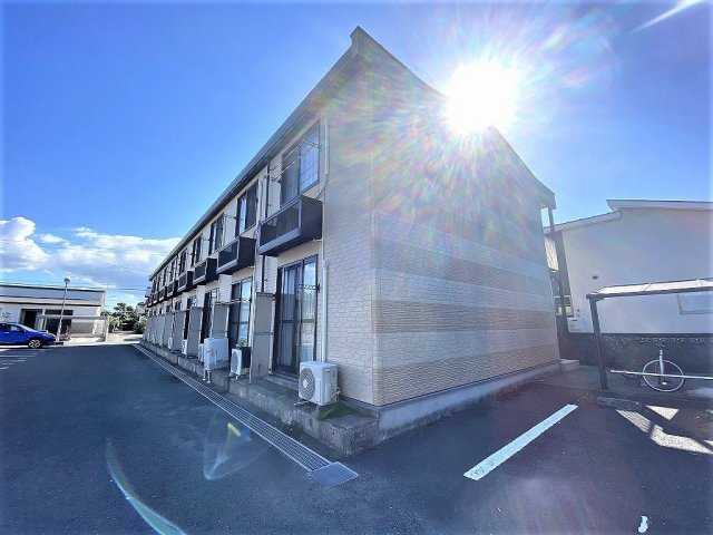 レオパレスネイティブⅤの外観