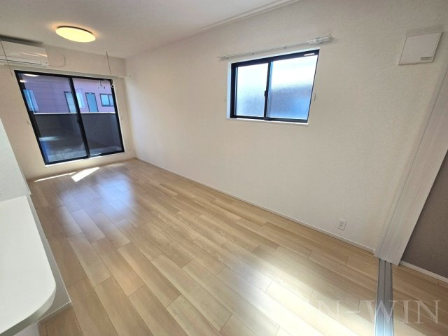 ライラック古並の居間・リビング