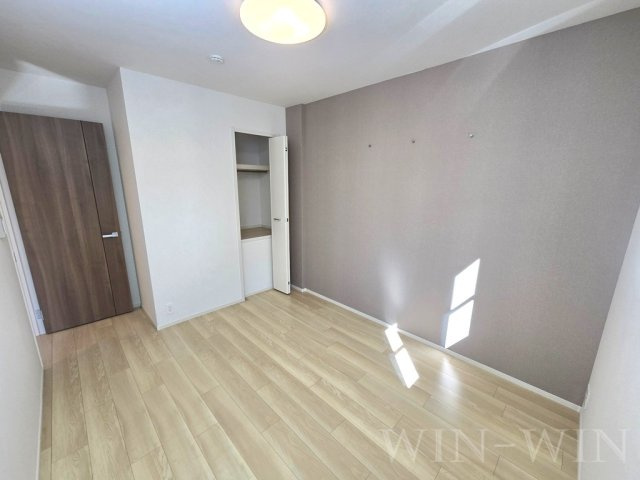 ライラック古並の寝室