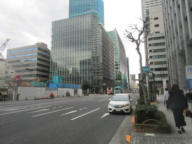 中央区八重洲１丁目の店舗事務所の周辺