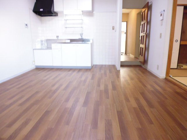 西明石グランドハイツの居間・リビング