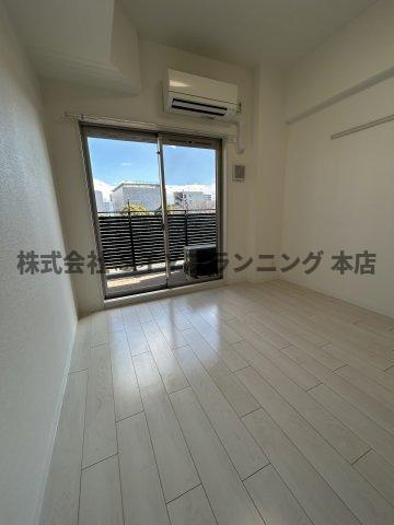 仲介手数料０円！ディアレイシャス上前津の居間・リビング