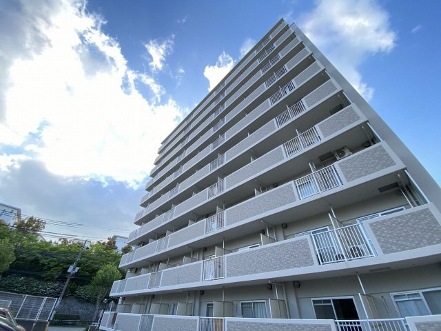 神戸市北区南五葉１丁目の賃貸マンションの外観