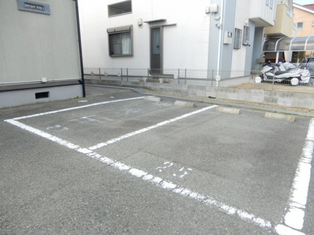 カサベルデTYOⅠの駐車場