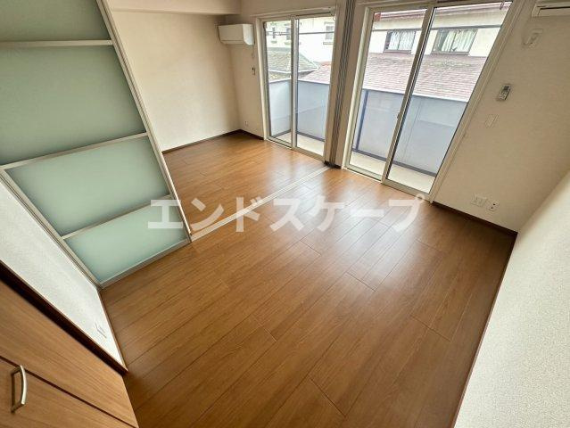 ドムスレジーナ　Ａの洋室|高崎、前橋のお部屋探しはエンドスケープまで！お客様の理想お聞かせ下さい♪