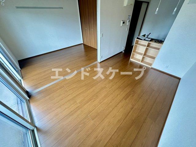 ドムスレジーナ　Ａの居間・リビング|高崎、前橋のお部屋探しはエンドスケープまで！お客様の理想お聞かせ下さい♪