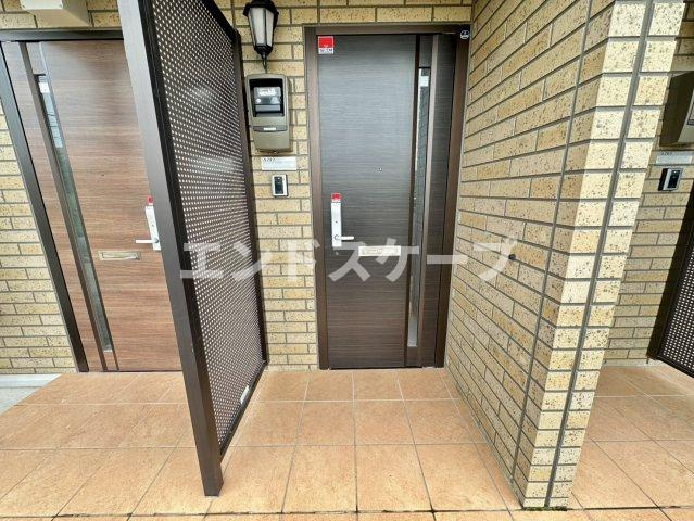 ドムスレジーナ　Ａの玄関|高崎、前橋のお部屋探しはエンドスケープまで！お客様の理想お聞かせ下さい♪