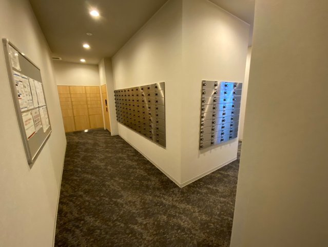 パークアクシス市川のロビー