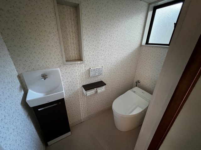 佐野1020中古住宅のトイレ|1Fトイレ