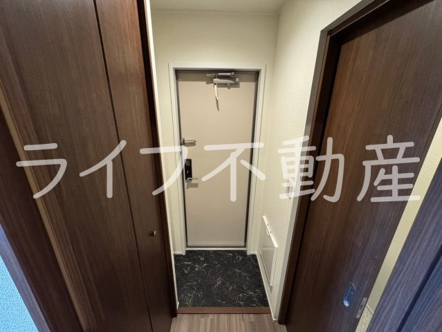 CHARME LACINEの玄関|収納もある玄関です