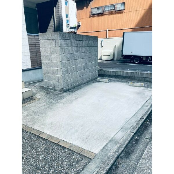 i-CUBE　名古屋市賃貸　仲介手数料無料の駐車場