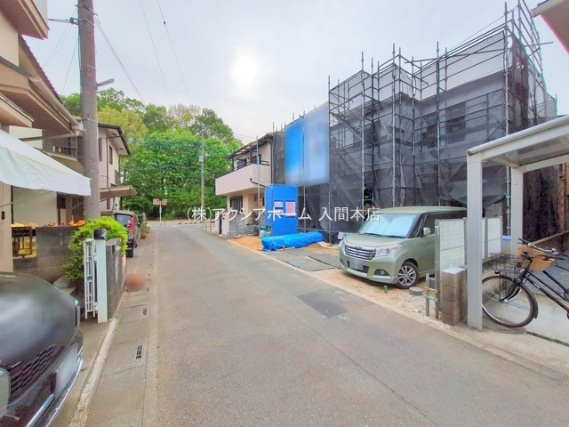 入間市東町5丁目・全1棟　新築一戸建　～収納スペース豊富～の前面道路含む現地写真|現地写真（2025年4月22日撮影）