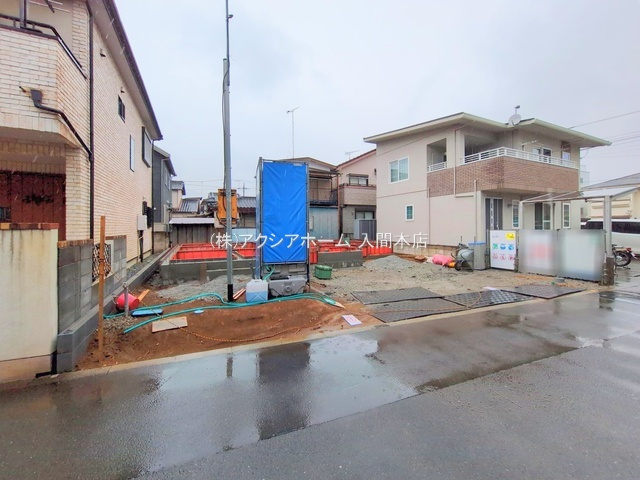 入間市東町5丁目・全1棟　新築一戸建　～収納スペース豊富～の外観|建築中現地写真(2025年4月1日撮影)