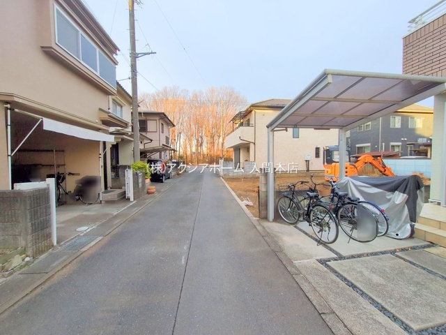 入間市東町5丁目・全1棟　新築一戸建　～収納スペース豊富～の前面道路含む現地写真|現地写真（2025年1月27日撮影）