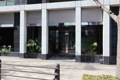 【エントランス】 | 都住創大手前 | 「大阪市ハウジングデザイン賞」受賞のマンションです。