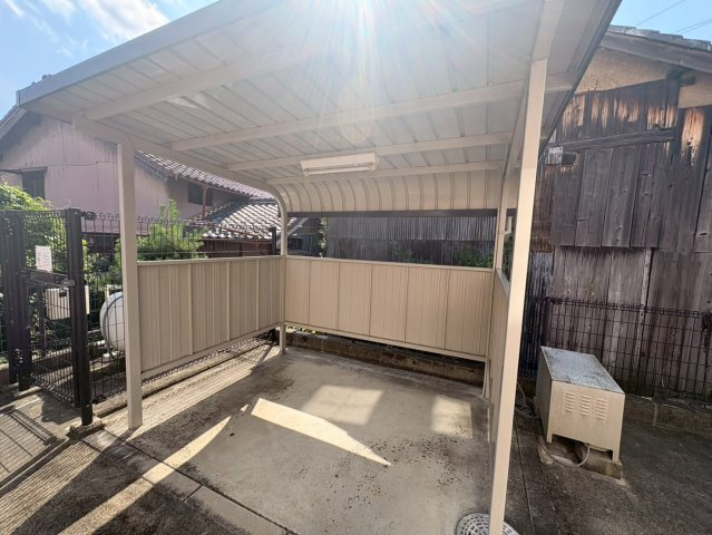 キャビン誠の駐車場